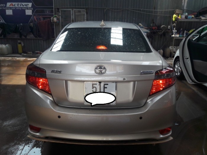 Bán Toyota vios  E 1.5MT màu hồng phấn biển SG 2015