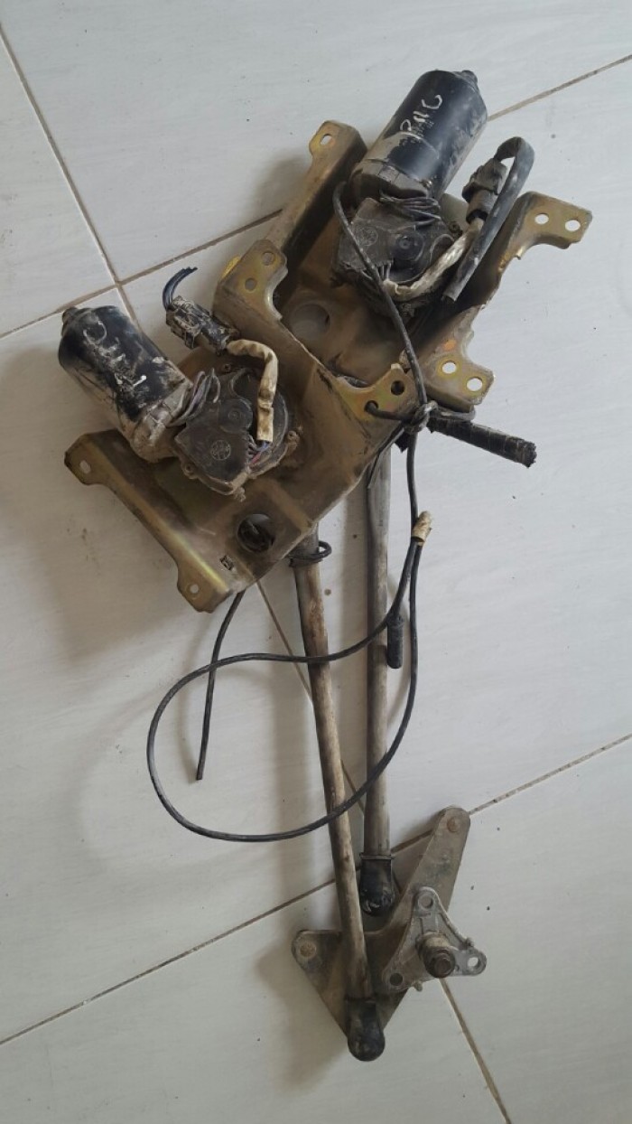 Phụ tùng Hino hàng bãi giá ưu đãi