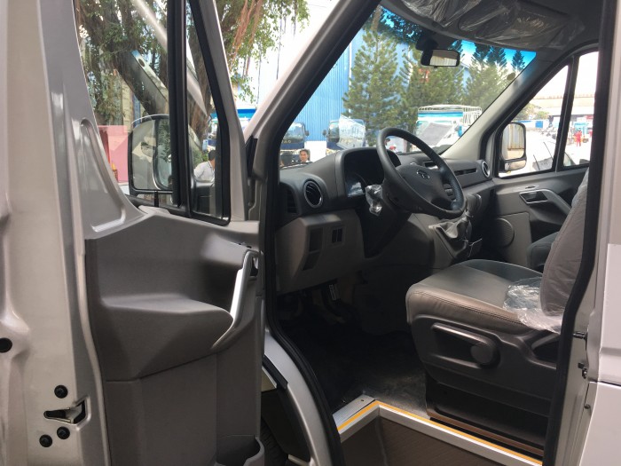 Xe du lịch jac 16 chỗ m268 nhập khẩu nguyên chiếc