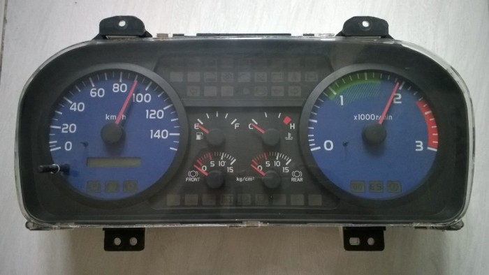 Đồng hồ táp lô HINO 500