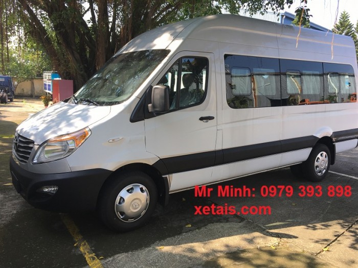 Xe du lịch jac 16 chỗ nhập khẩu nguyên chiếc 2017