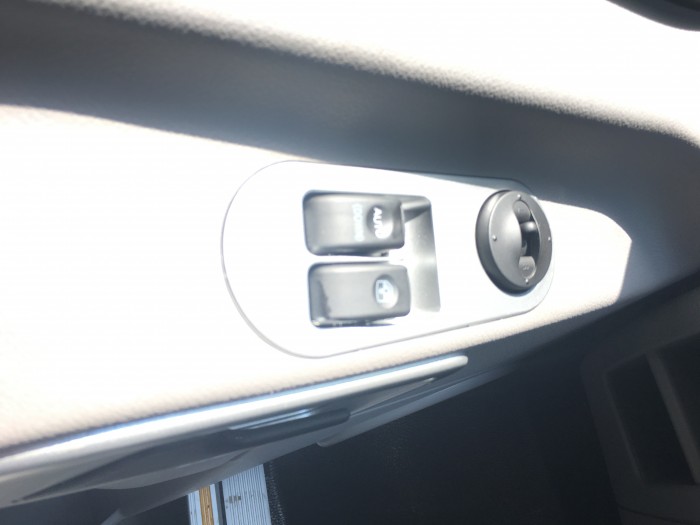 Xe khách 16 chỗ jac nhập khẩu nguyên chiếc