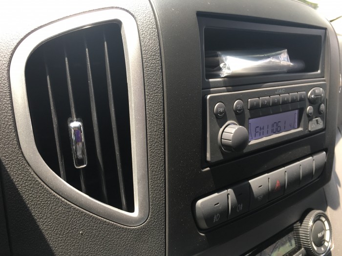 Xe khách 16 chỗ jac nhập khẩu nguyên chiếc