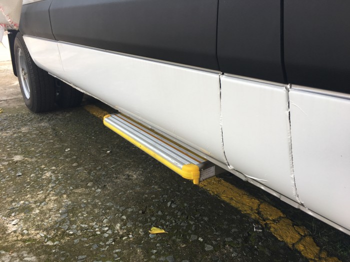 Xe khách 16 chỗ jac nhập khẩu nguyên chiếc