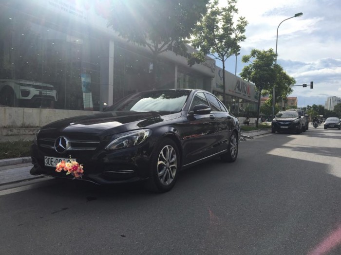 Bán xe Mercedes c200 đời 2015 biển Hà Nội đẹp