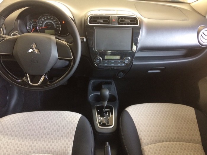 Cần bán xe Mitsubishi Mirage CVT màu Đỏ có bán trả góp giá tốt nhất