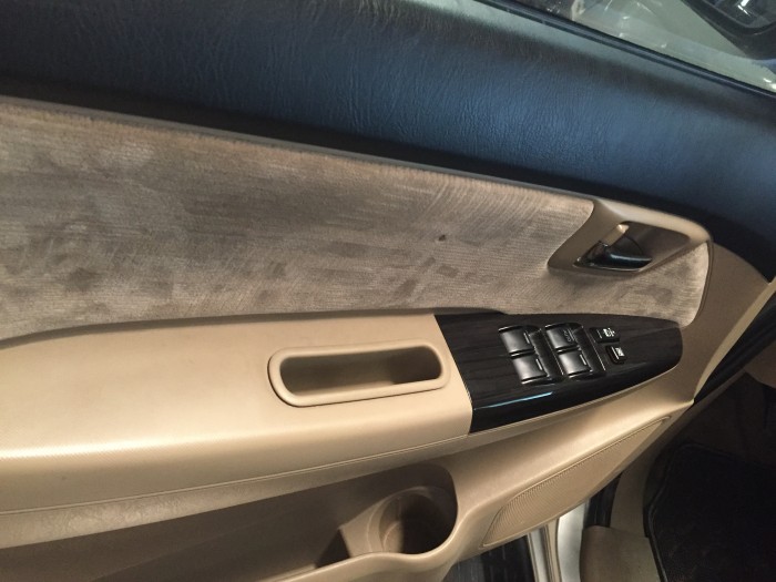 Bán Toyata Fortuner sx 2015 máy dầu(màu bạc)