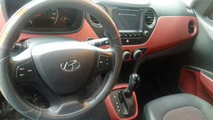 Bán Hyundai Grand i10 1.2 AT 2016 màu đỏ xe đẹp