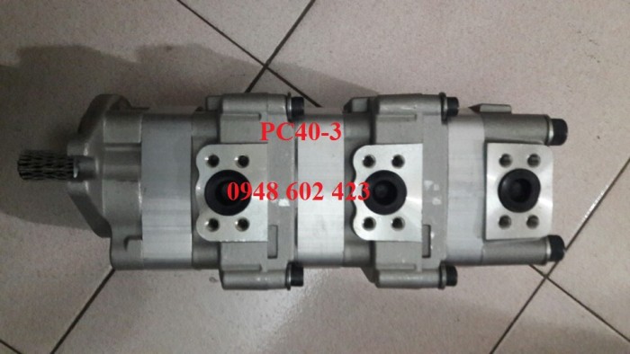 Bơm thủy lực PC40-3 705-54-20010.