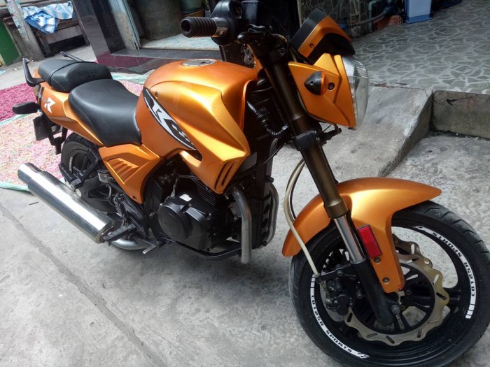 Moto Rebel CBR 125c màu cam phong cách biển 89,98 mới 95%