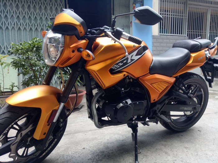 Moto Rebel CBR 125c màu cam phong cách biển 89,98 mới 95%