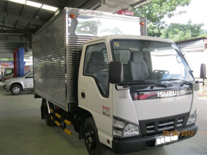 Xe tải Isuzu 2 tấn chạy thành phố