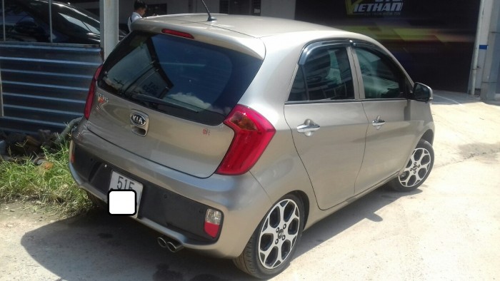 Bán Kia Morning SI 1.2AT 2015 màu vàng