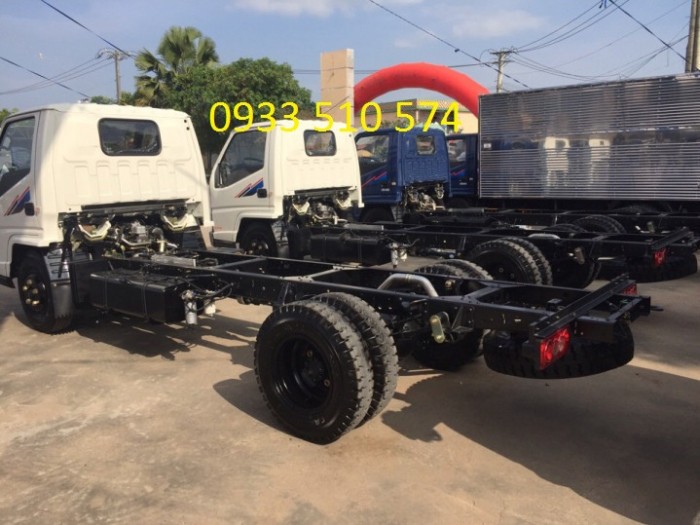 Xe tải IZ49 tải 2,3T vào thành phố ban ngày, hỗ trợ vay với lãi suất ưu đãi.