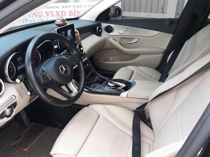 Mercedes C200 đời 2015 biển Hà Nội đẹp