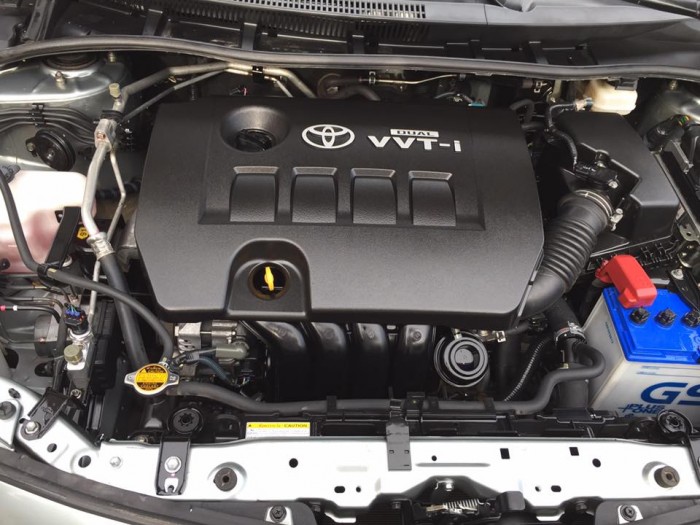 Cần bán gấp xe Toyota Altis 2014 phiên bản 1.8 số tự động odo 60.000km