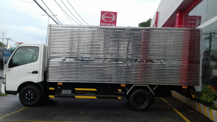 Bán xe Hino 1,9 tấn, nhập khẩu, đời 2017