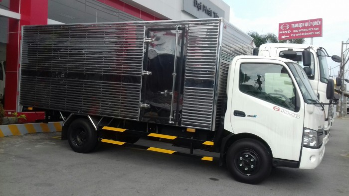 Bán xe Hino 1,9 tấn, nhập khẩu, đời 2017