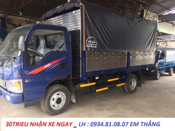 Bán xe tải jac/ xe jac 3t5/ xe jac 3,5 tấn thùng mui bạt, giá rẻ.