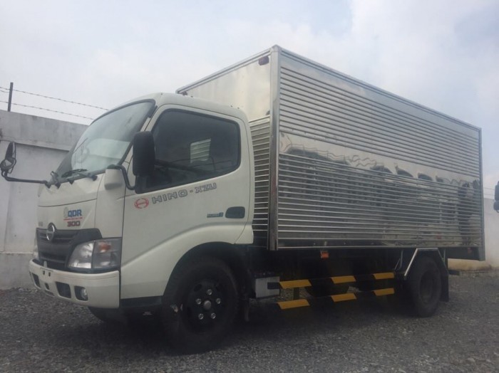 Hino XZU650L mới 100%, hỗ trợ vay cao với lãi suất hấp dẫn