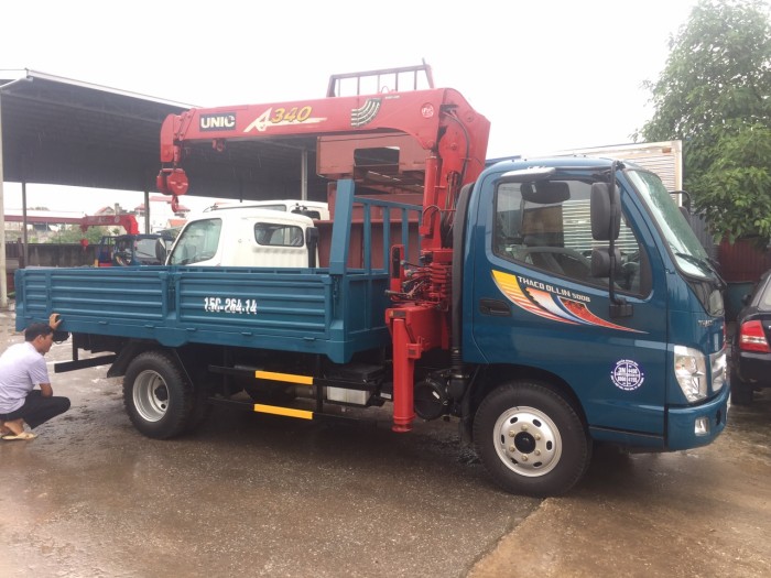 Xe tải thaco Olin gắn cẩu Unic 3 tấn 3 đốt