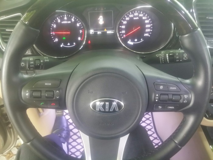Bán Kia Sedona 3.3AT bản full xăng Gath 2015 bstp