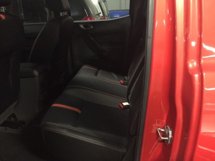 Bán Ford Ranger Wiltrack sx 2013 màu cam,thùng thấp