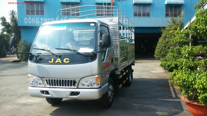 Xe tải JAC 2.4T, máy công nghệ ISUZU Nhật