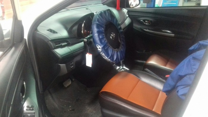 Bán em Toyota yaris G 1.3AT màu trắng bs SG