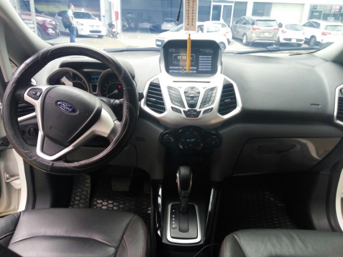 Ford Ecosport Titanium 1.5AT, 2014, màu trắng, chạy 14000km