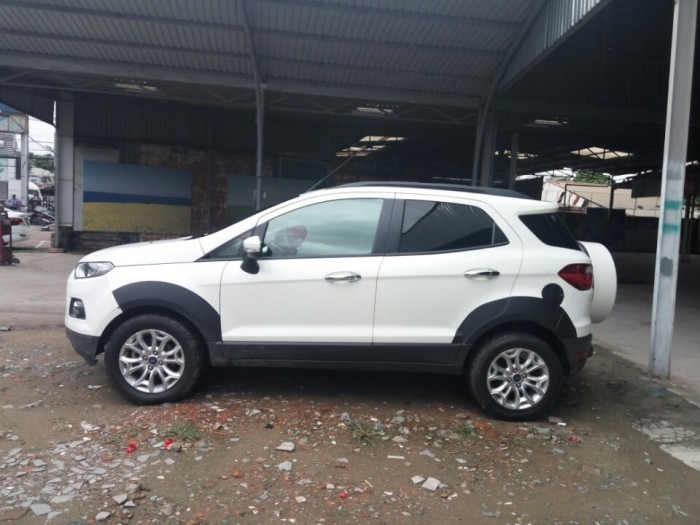 Ford Ecosport Titanium 1.5AT, 2014, màu trắng, chạy 14000km