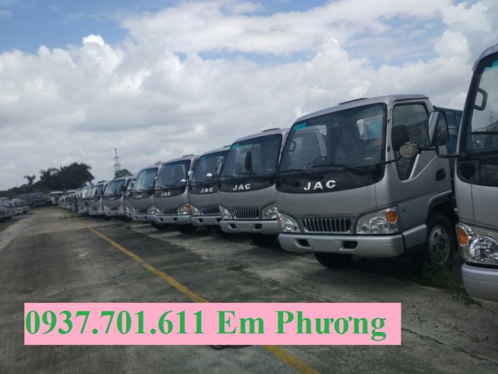 Xe tải jac 2.4 tấn thung 3m7 trả góp giá mềm