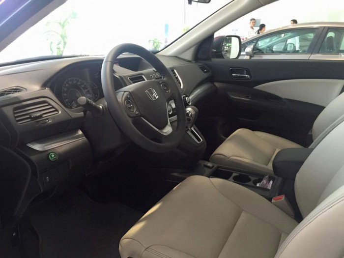 HONDA CRV giao xe ngay