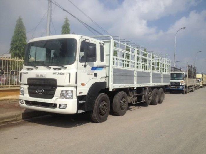 Xe tải hyundai 30 tấn ,xe tải 30 tấn