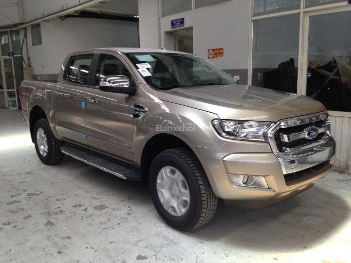 Ford Ranger mới 2017 giảm giá lớn trong tháng với nhiều khuyến mãi có giá trị