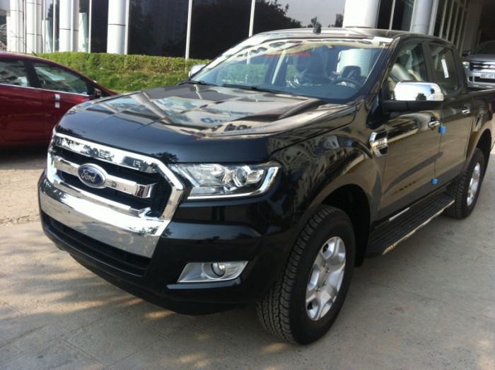 Ford Ranger mới 2017 giảm giá lớn trong tháng với nhiều khuyến mãi có giá trị