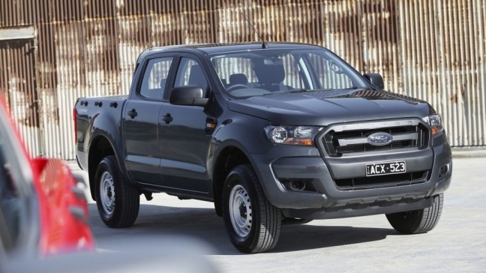 Ford Ranger Wiltrack 2017 khuyến mãi lớn nhiều phần quà tặng kèm, giá giảm hấp dẫn nhất hiện nay.