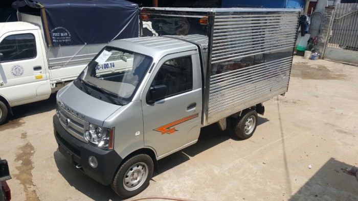 Xe tải dongben thùng kín 870kg tặng thuế trước bạ