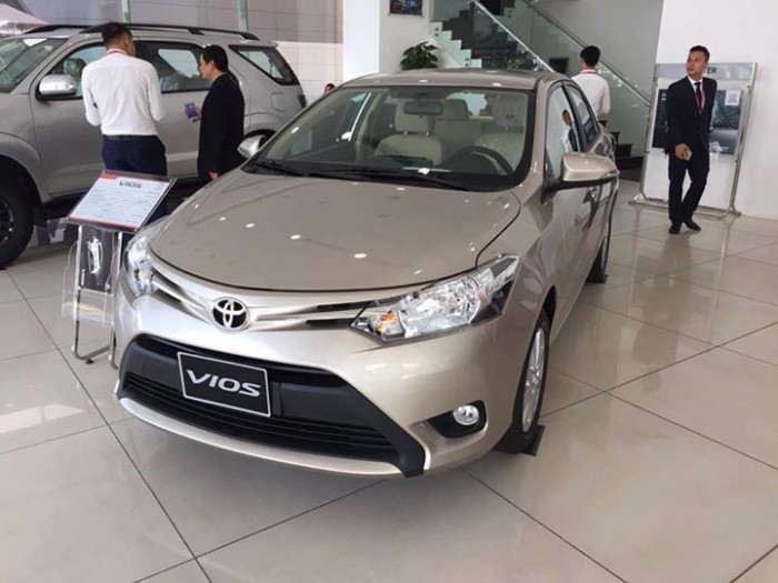 Bán xe Toyota Vios khuyến mại lớn tại Hà Nội và miền bắc