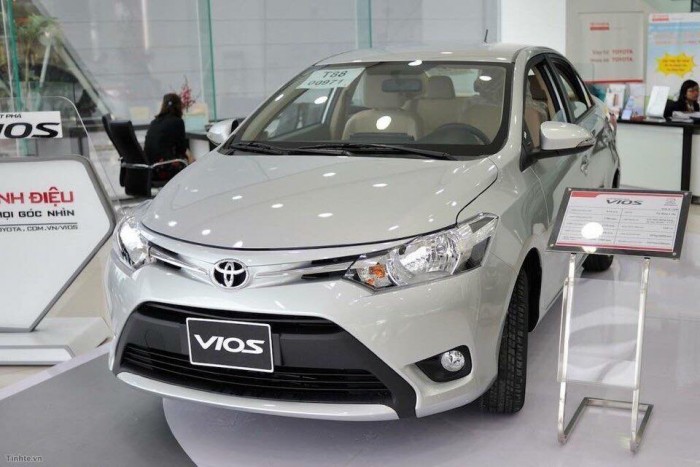 Bán xe Toyota Vios khuyến mại lớn tại Hà Nội và miền bắc