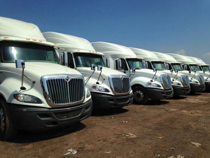 Bán Xe Đầu Kéo Mỹ Nhập Khẩu  Hỗ Trợ Trả Góp 90%‎