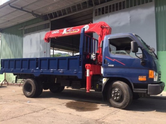 Bán xe HD99 lên cẩu UNIC 340 thùng dài 4,4m, tải trọng 5,4 tấn