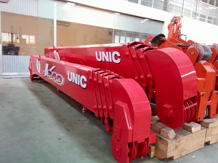 Bán xe Dongfeng gắn cẩu Unic, giá ưu đãi toàn quốc