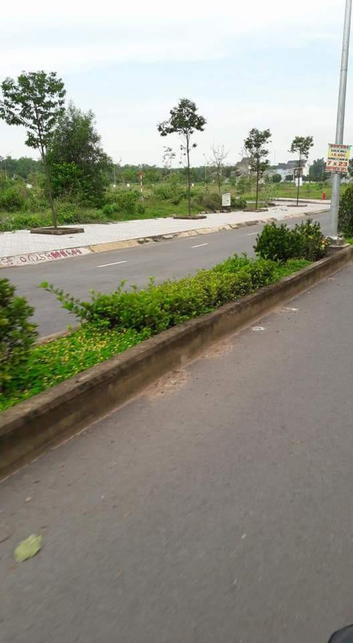 Đất nền cạnh Bệnh Viện Chợ Rẫy 2 sổ hồng riêng chính chủ thổ cư 100% cần bán gấp