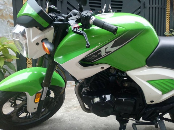 Moto rebel CBR 125c màu xanh trắng 2k12 mới 95%