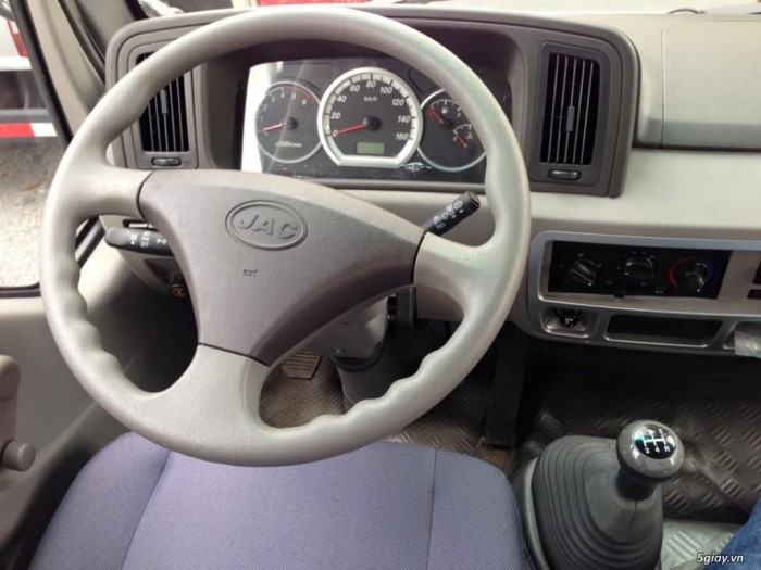 Những điểm nổi bật của xe tải jac 2.4T  chạy trong nội thành.