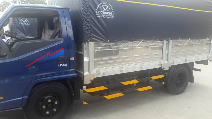 Xe Tải 2,4 Tấn iz49 Tại Thái Bình
