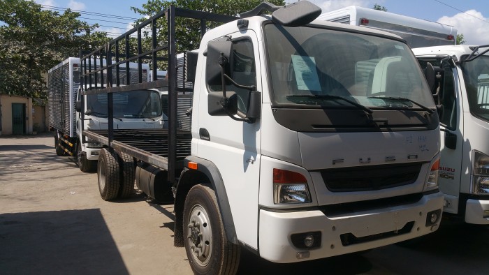 Xe tải Mitsubishi Fuso FI 12T thùng mui bạt, thùng kín khuyến mãi lớn