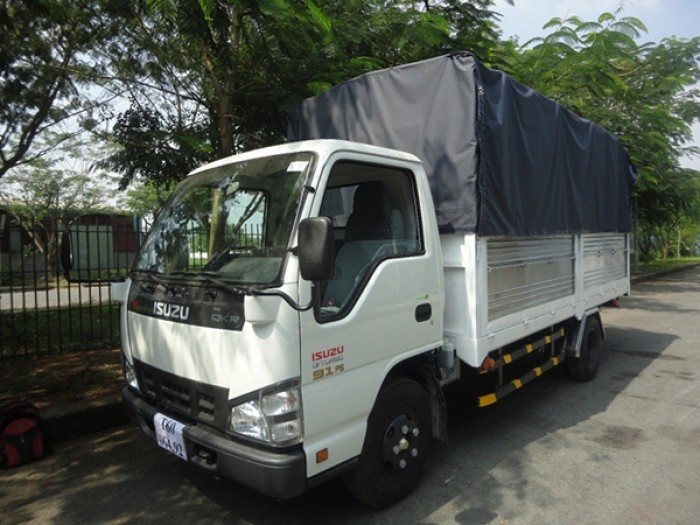 Xe tải Isuzu 2t2 thùng 4m1, đại lý xe tải Isuzu tại tphcm, bán xe tải isuzu 2t2 tổng tải 4t7 trả góp 95%