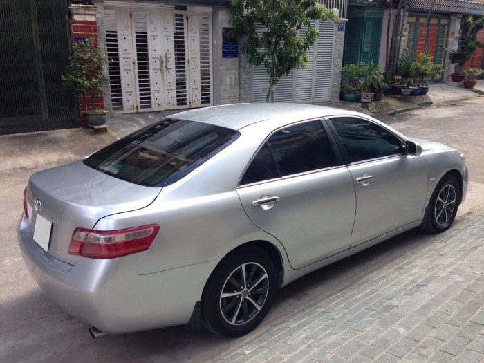 Cần bán chiếc Camry 2.4LE 2010 nhập khẩu Mỹ xe đẹp giữ kỹ